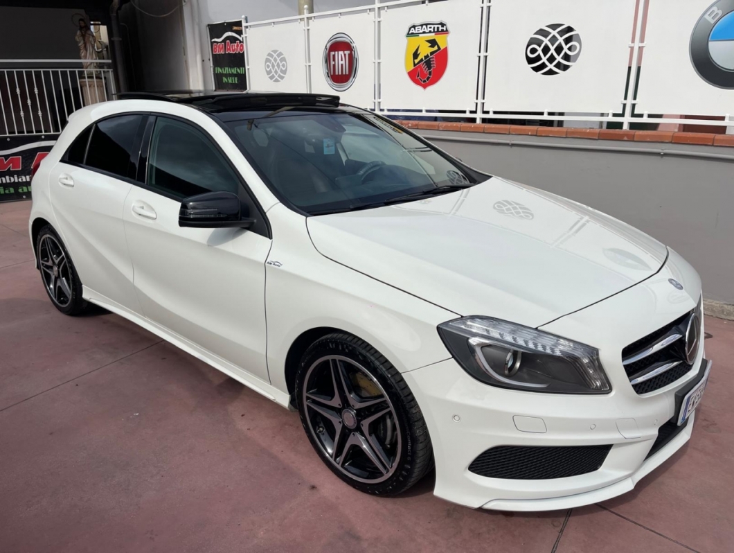 MERCEDES CLA..